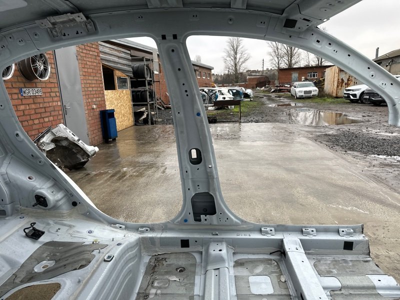 Порог со стойкой Kia Rio 4 2018