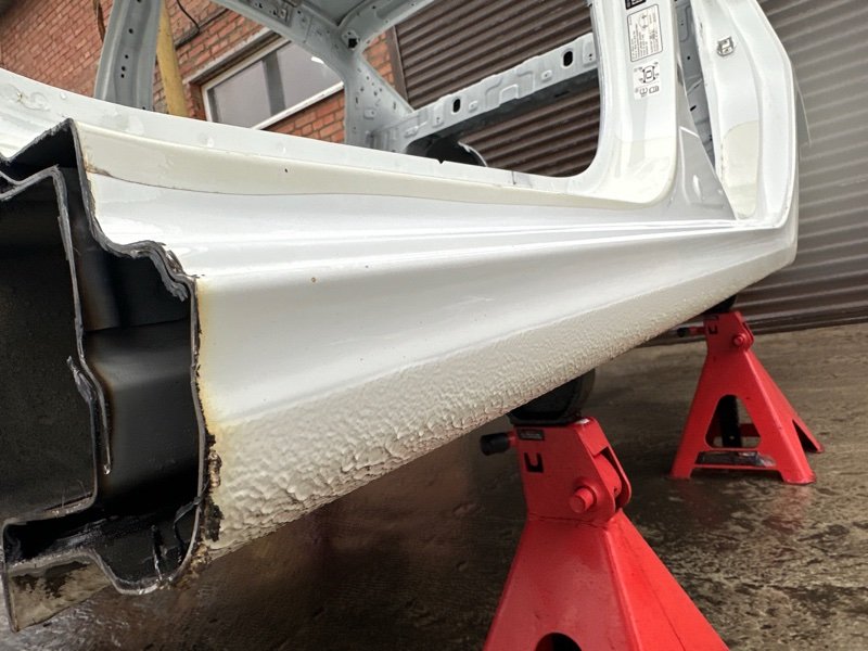 Порог со стойкой Kia Rio 4 2018