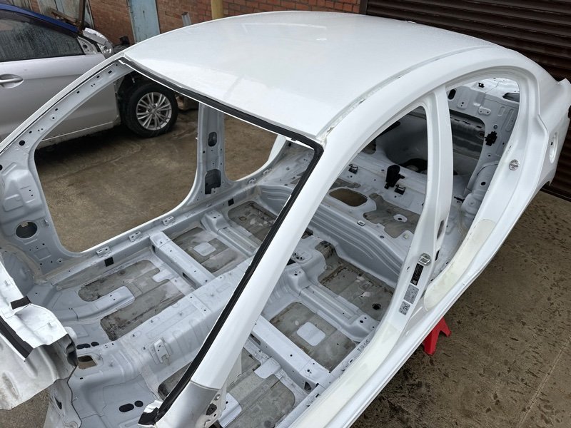 Крыша со стойками Kia Rio 4 2018