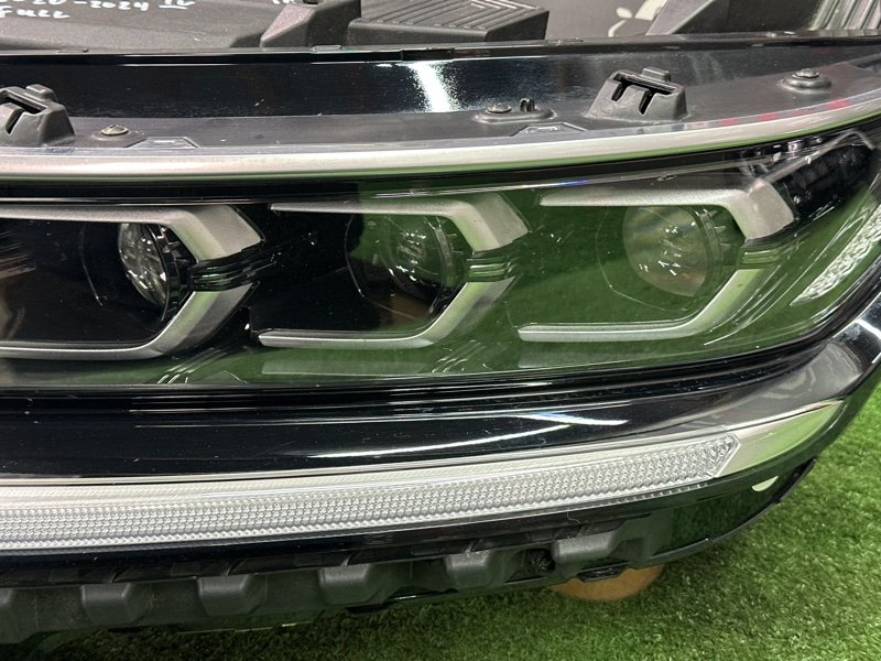 Фары передние Kia Sorento 4 MQ4