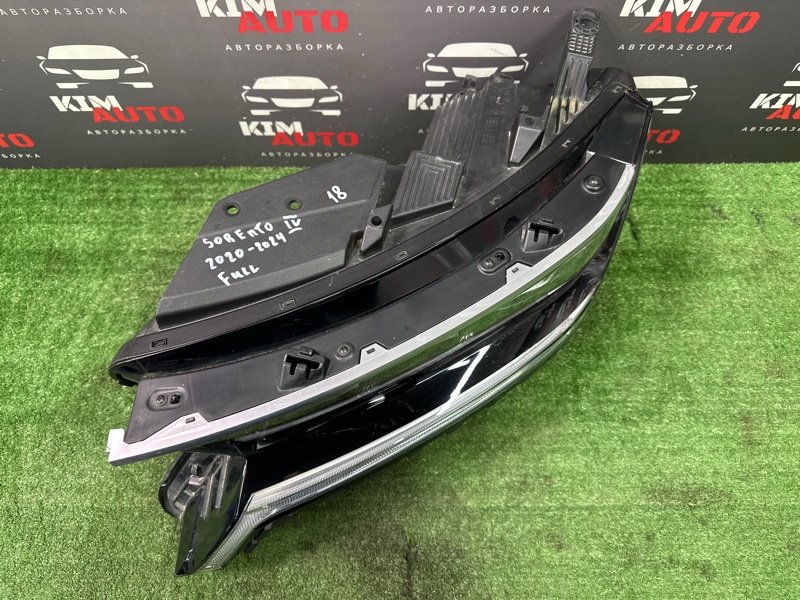 Фары передние Kia Sorento 4 MQ4