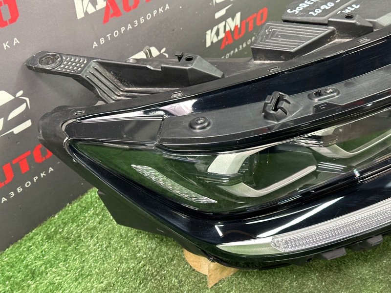 Фары передние Kia Sorento 4 MQ4