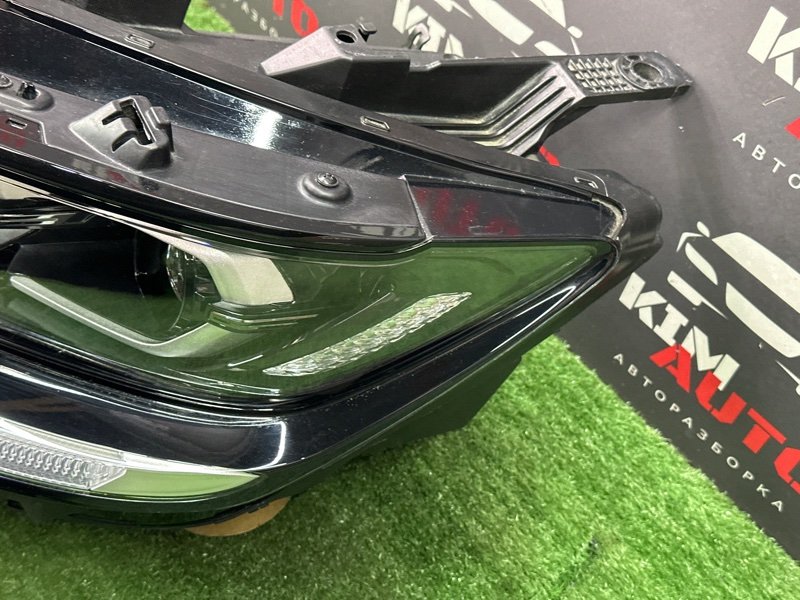 Фары передние Kia Sorento 4 MQ4