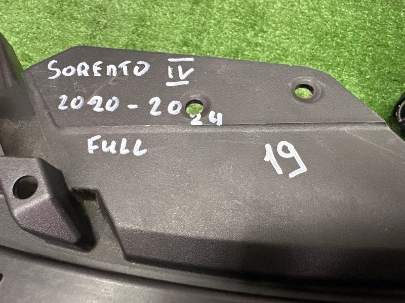 Фары передние Kia Sorento 4 MQ4