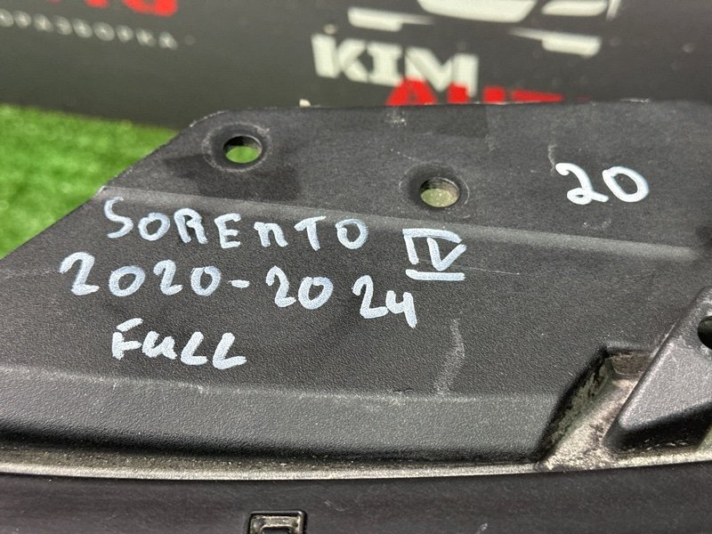 Фара Kia Sorento 4 MQ4