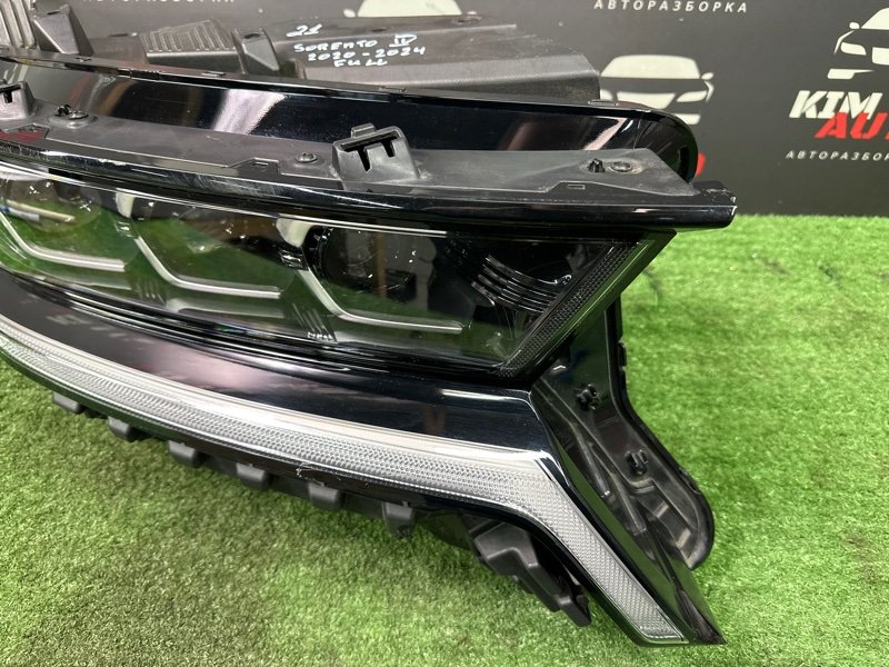 Фара Kia Sorento 4 MQ4