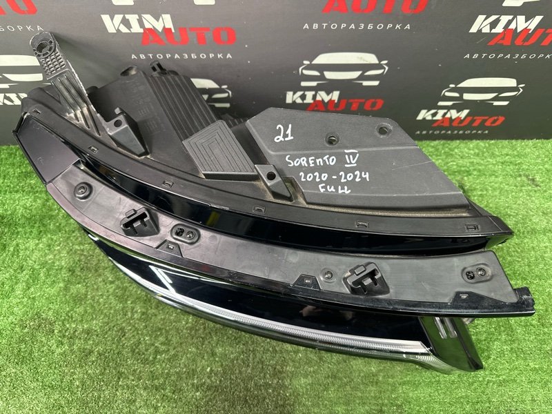 Фара Kia Sorento 4 MQ4