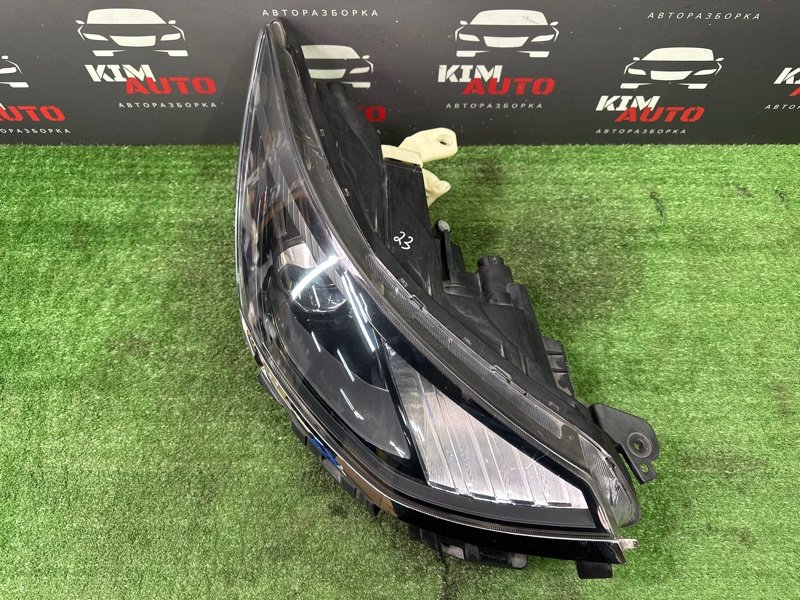 Фара Hyundai Sonata 8 DN8