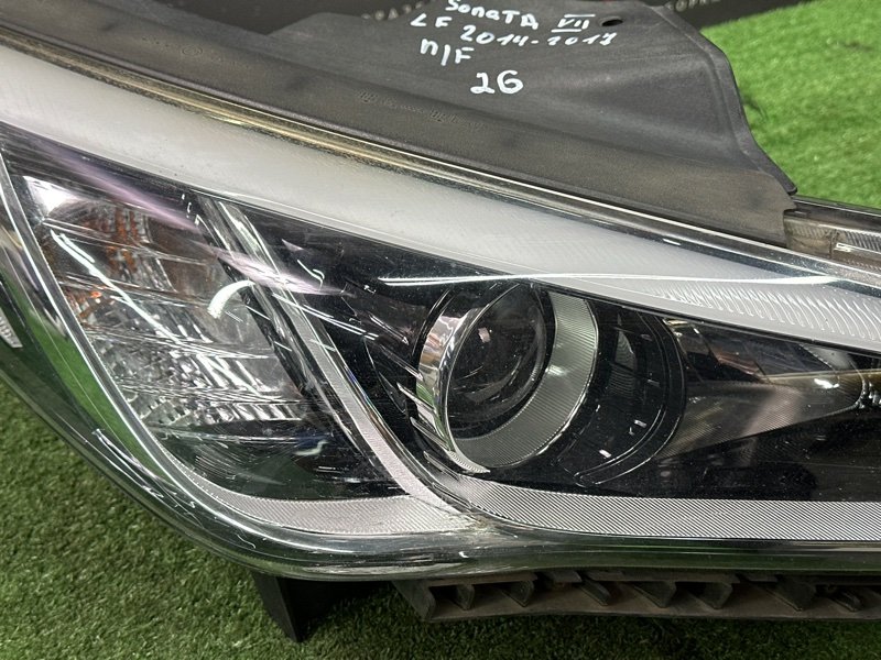 Фара Hyundai Sonata 7 LF
