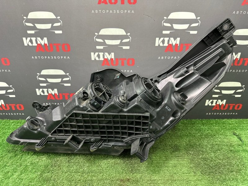 Фара Hyundai Sonata 7 LF