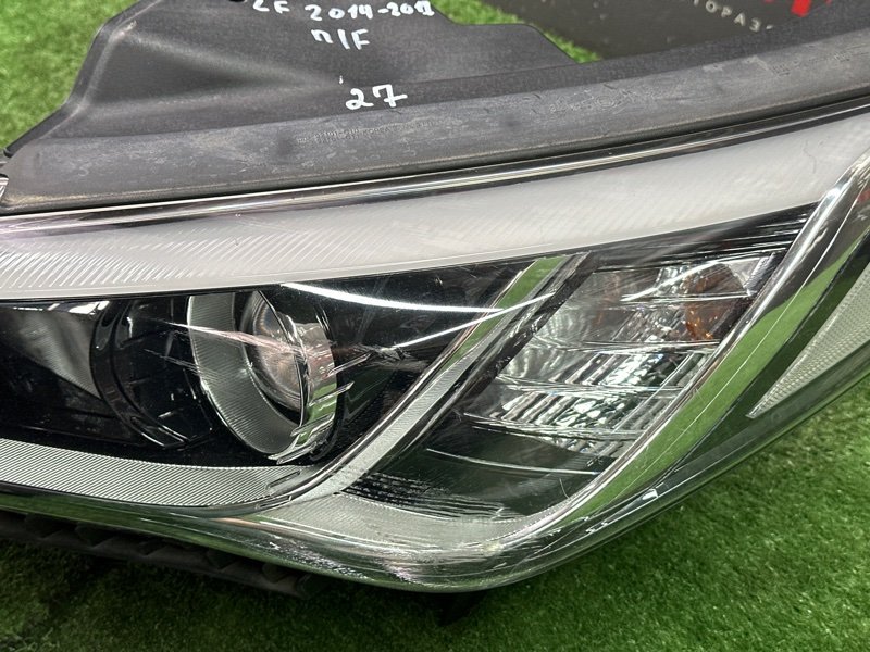 Фара Hyundai Sonata 7 LF
