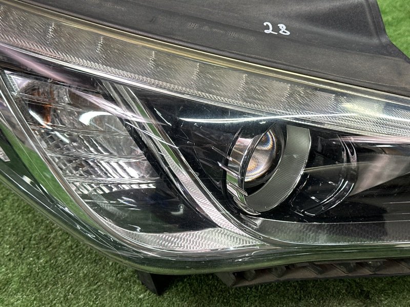 Фара Hyundai Sonata 7 LF