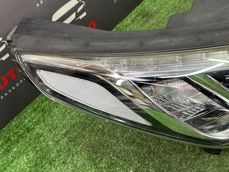 Фара Hyundai Sonata 7 LF