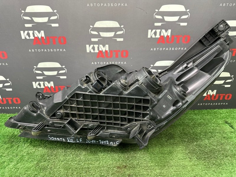 Фара Hyundai Sonata 7 LF