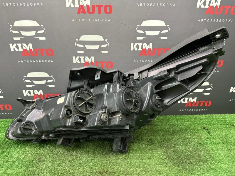 Фара Hyundai Sonata 7 LF