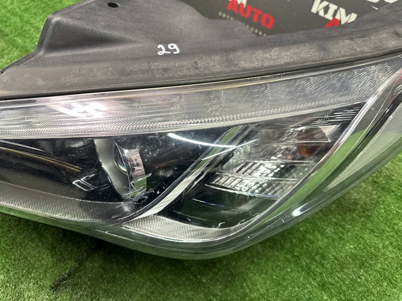 Фара Hyundai Sonata 7 LF