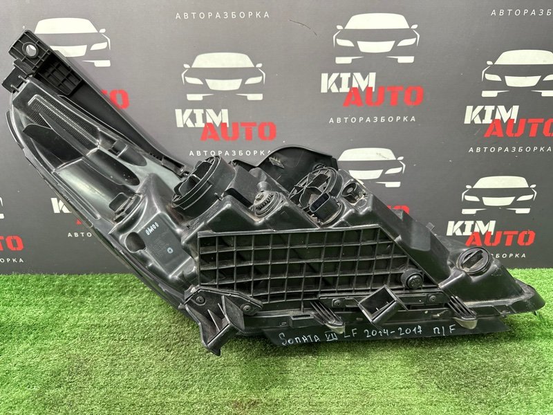 Фара Hyundai Sonata 7 LF