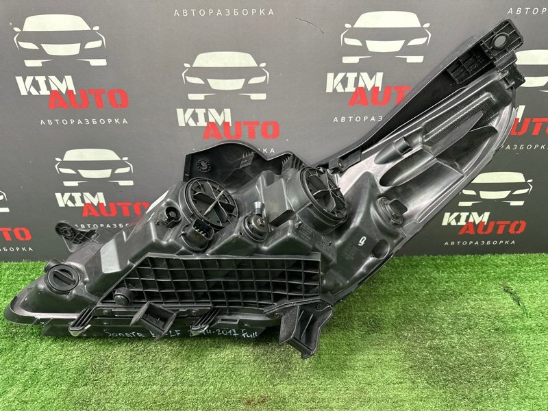 Фара Hyundai Sonata 7 LF