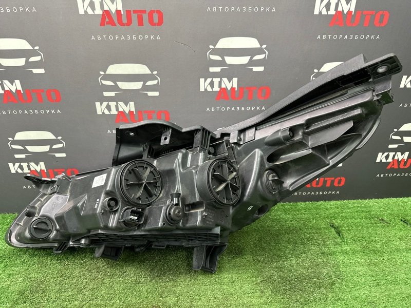 Фара Hyundai Sonata 7 LF