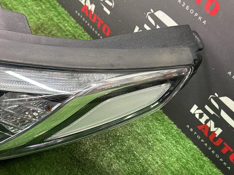 Фары передние Hyundai Sonata 7 LF