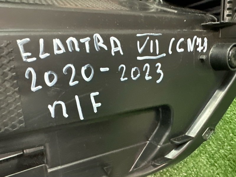 Фары передние Hyundai Elantra 7 CN7