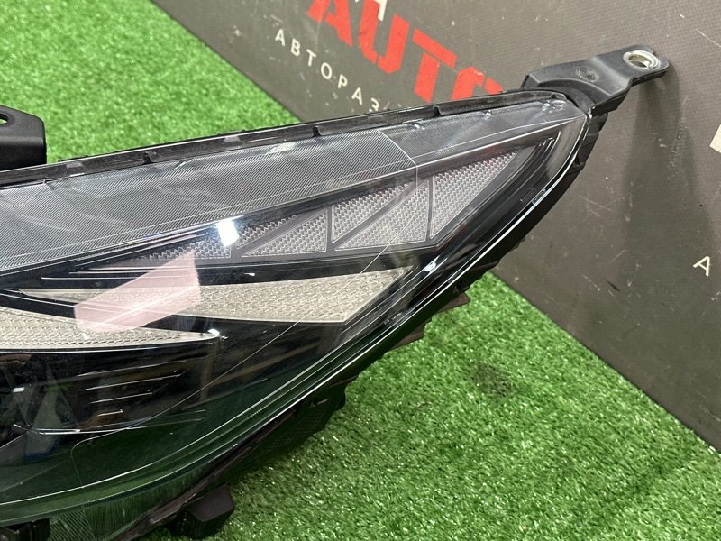 Фары передние Hyundai Elantra 7 CN7