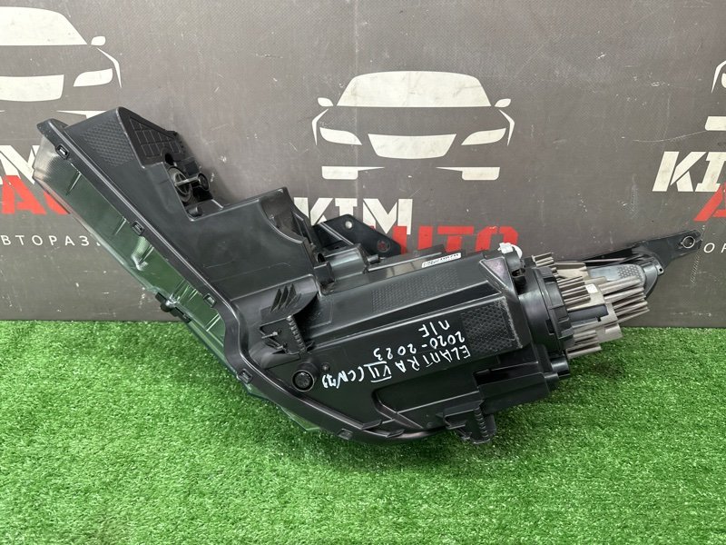 Фара Hyundai Elantra 7 CN7