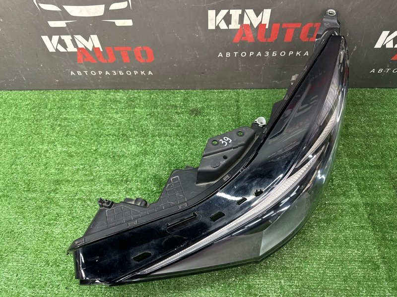 Фары передние Hyundai Elantra 7 CN7