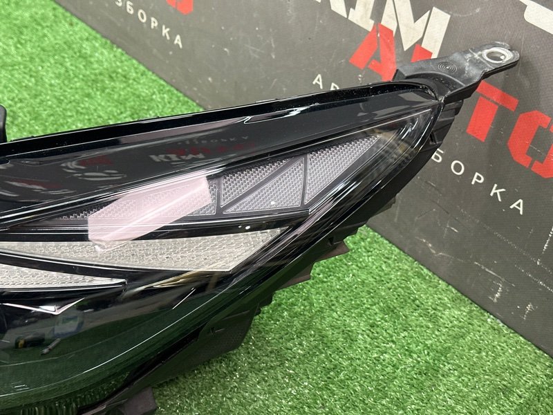 Фары передние Hyundai Elantra 7 CN7