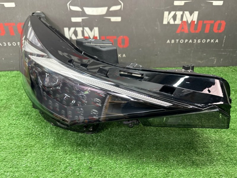 Фары передние Hyundai Elantra 7 CN7