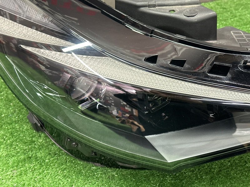 Фары передние Hyundai Elantra 7 CN7