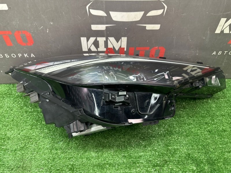 Фары передние Hyundai Elantra 7 CN7
