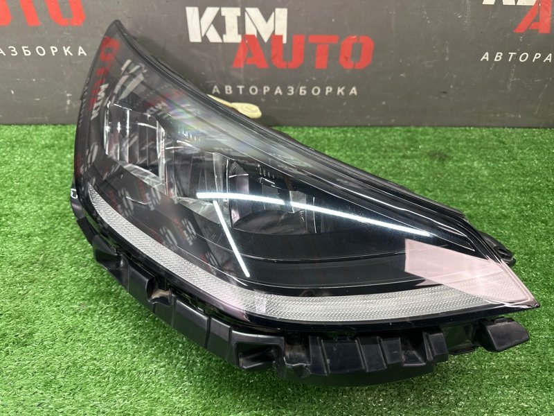 Фары передние Hyundai Sonata 8 DN8
