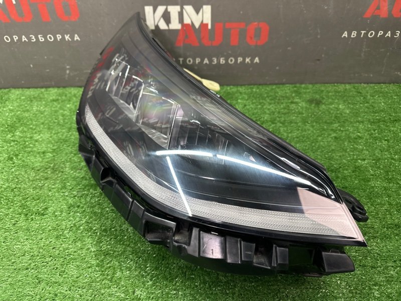 Фары передние Hyundai Sonata 8 DN8