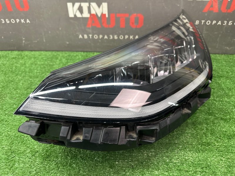 Фары передние Hyundai Sonata 8 DN8