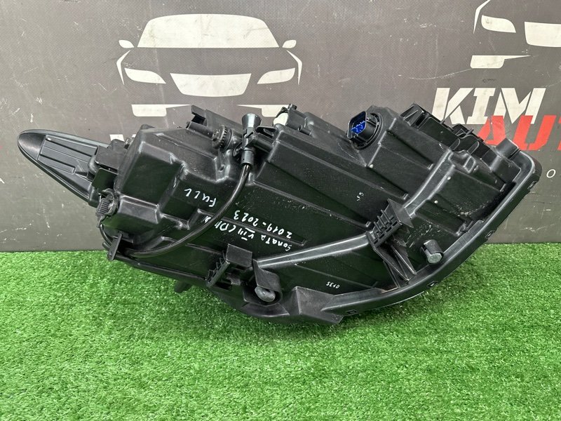 Фары передние Hyundai Sonata 8 DN8