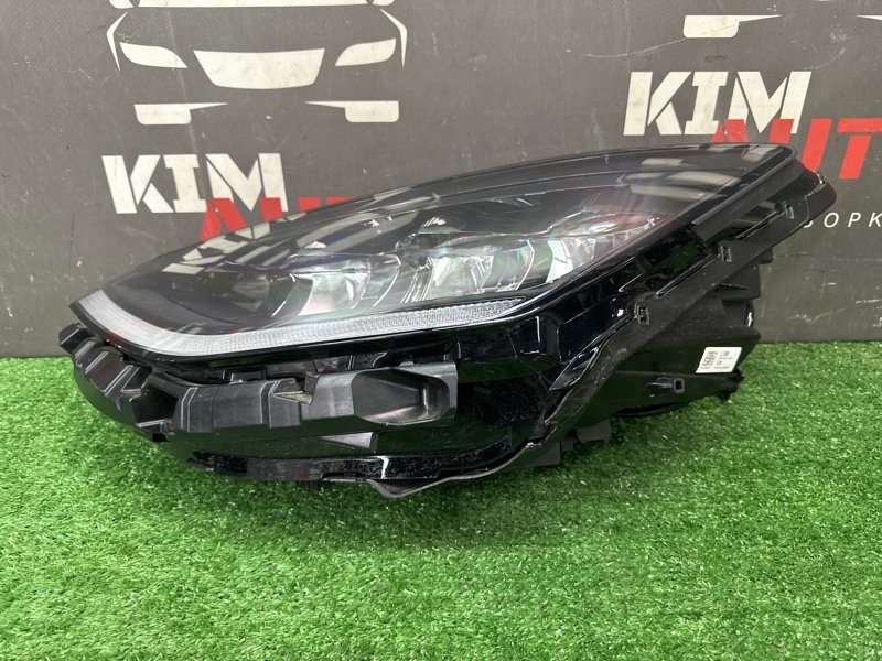 Фары передние Hyundai Sonata 8 DN8