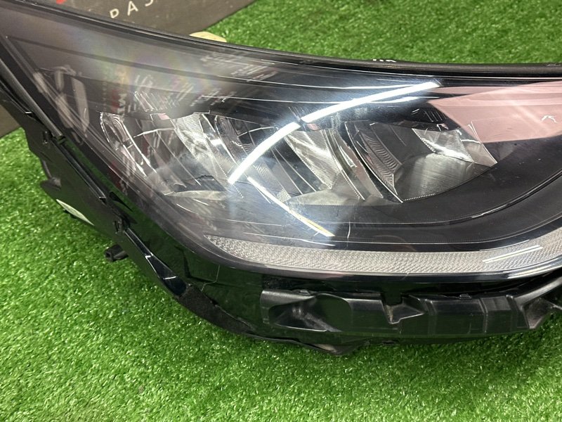 Фары передние Hyundai Sonata 8 DN8