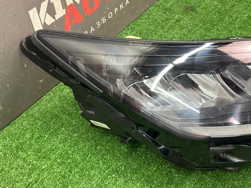 Фары передние Hyundai Sonata 8 DN8