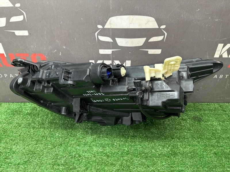 Фары передние Hyundai Sonata 8 DN8