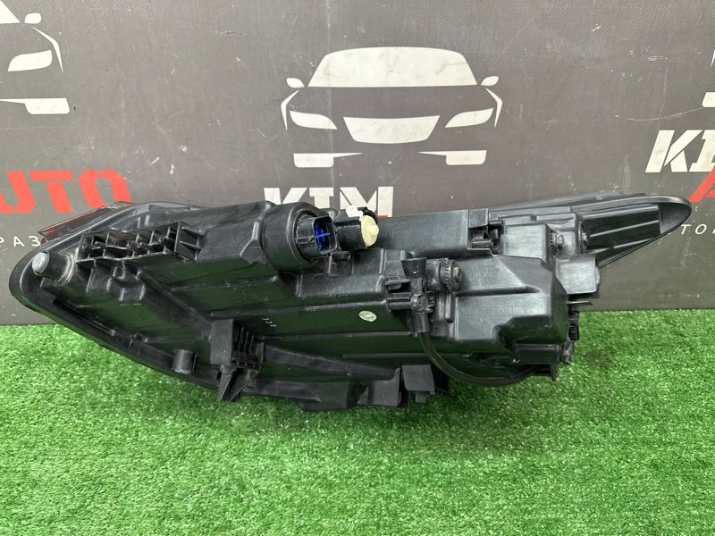 Фара Hyundai Sonata 8 DN8