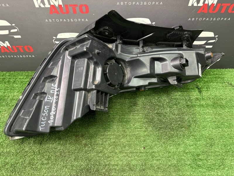 Фара (ДХО) Hyundai Tucson 4 NX4