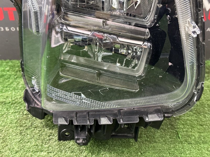 Фары передние Hyundai Tucson 4 NX4