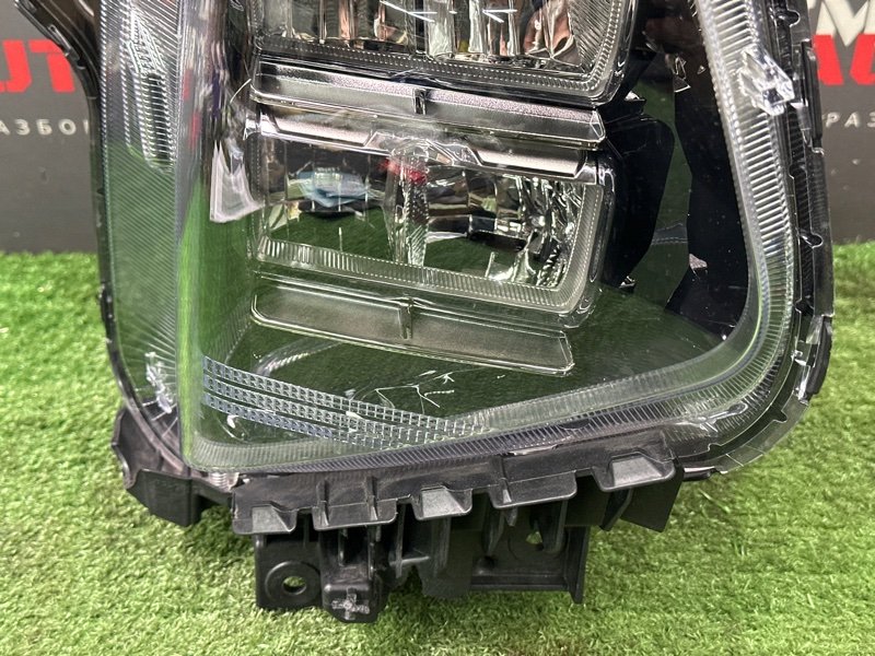 Фары передние Hyundai Tucson 4 NX4