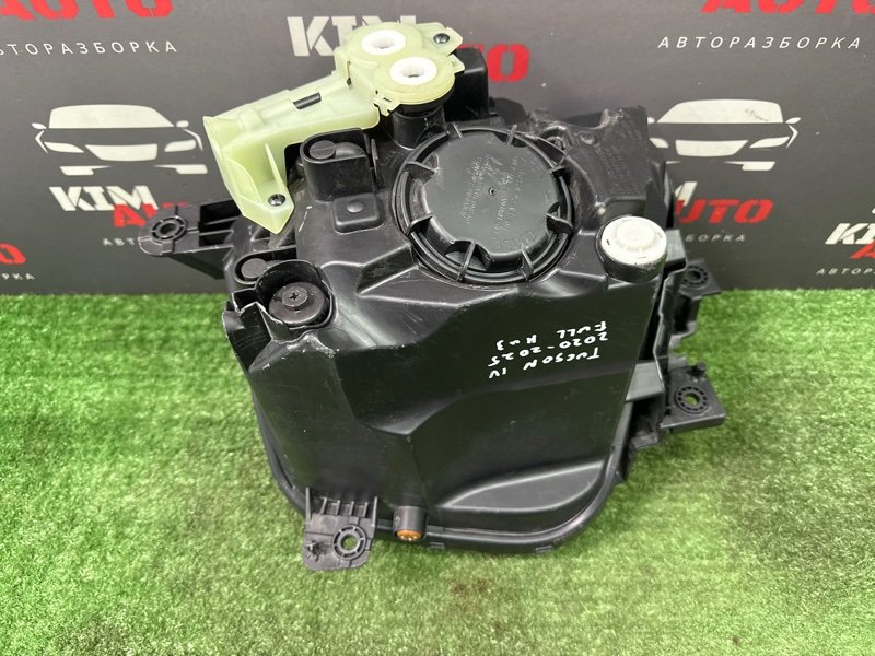 Фары передние Hyundai Tucson 4 NX4