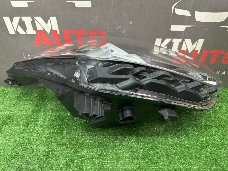 Фары передние Kia Cerato 4 BD