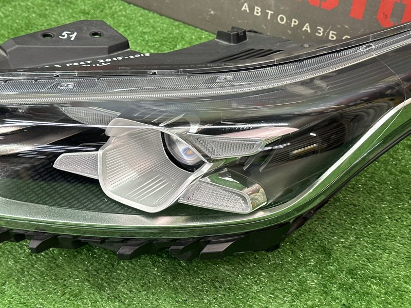 Фары передние Kia Cerato 4 BD
