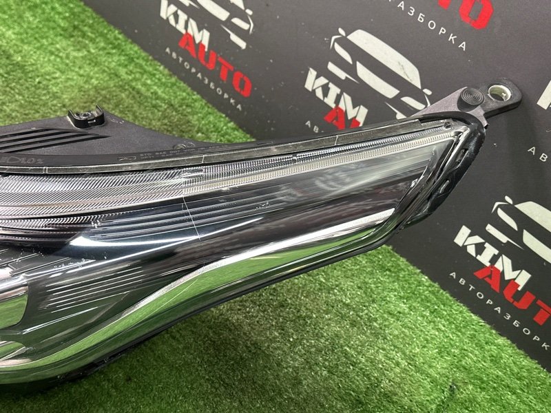 Фары передние Kia Cerato 4 BD