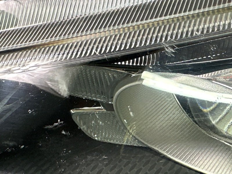 Фары передние Kia Cerato 4 BD