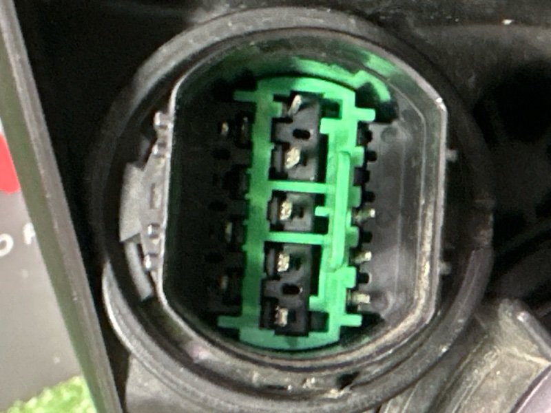 Фары передние Kia Cerato 4 BD